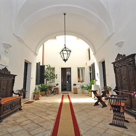 Palazzo De Donatis B&B Melissano 외부 사진