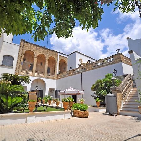 Palazzo De Donatis B&B Melissano 외부 사진