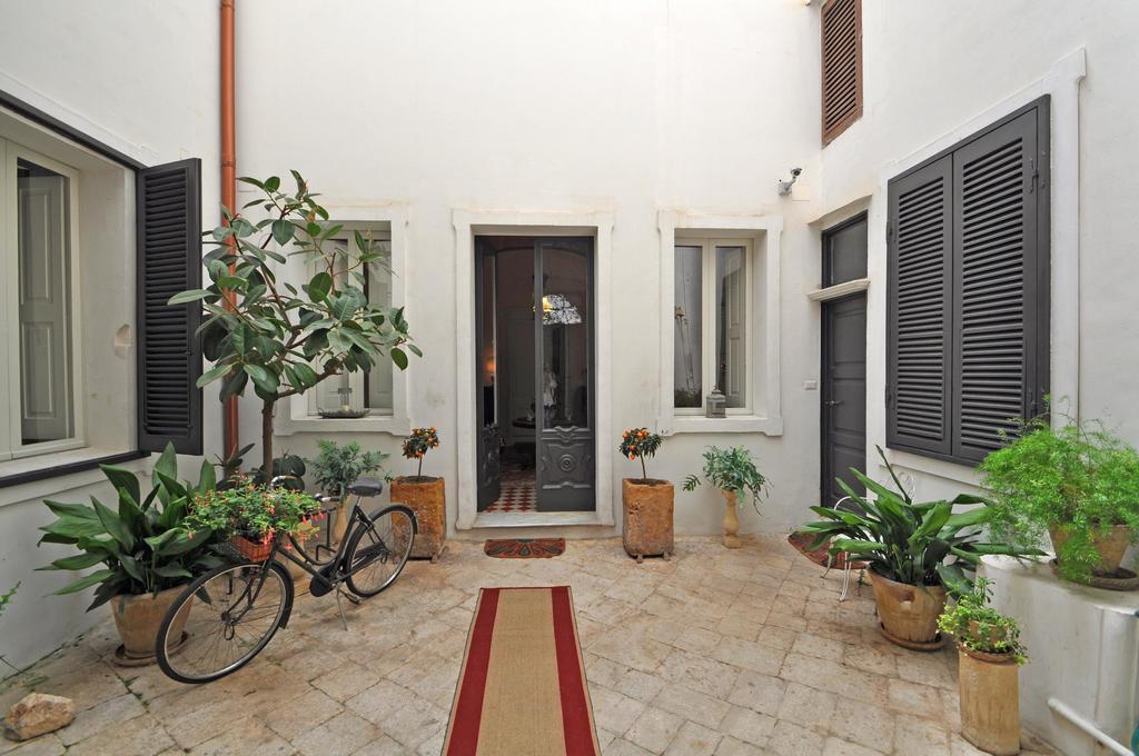 Palazzo De Donatis B&B Melissano 외부 사진