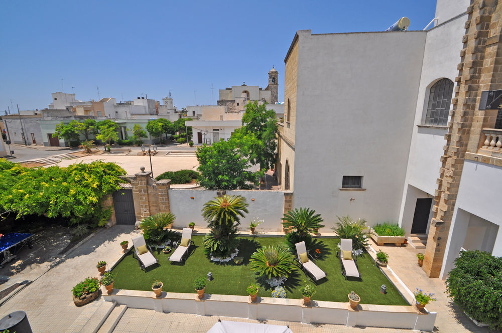 Palazzo De Donatis B&B Melissano 외부 사진